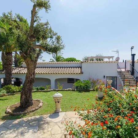 Vila Club Villamar - Frisina *